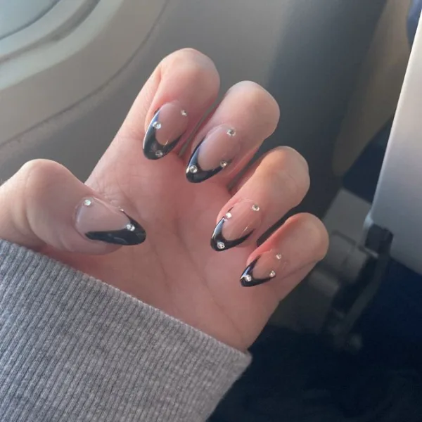 Crystal Black French Tip Nails Design