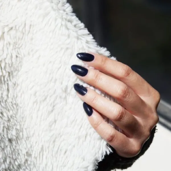 Obsidian Dream Nail Design
