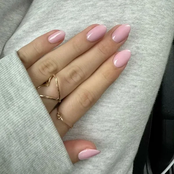 Blush Horizon Ombre Nails Design