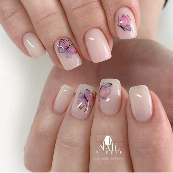 Pretty Butterfly Nails Design
