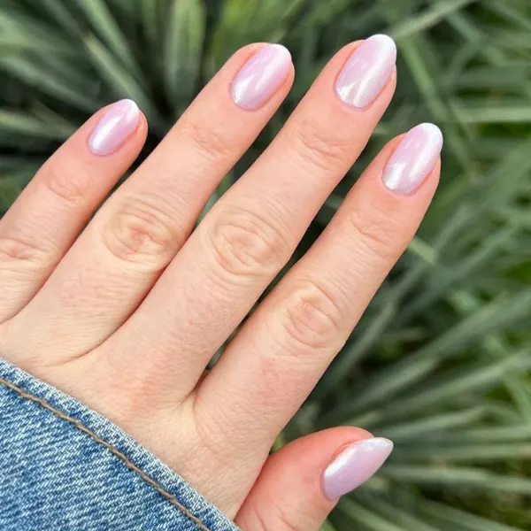 Satin Shell Pearl Nails Design