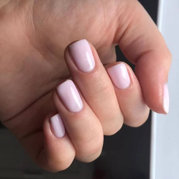 Blushing Pearl Nails Design
