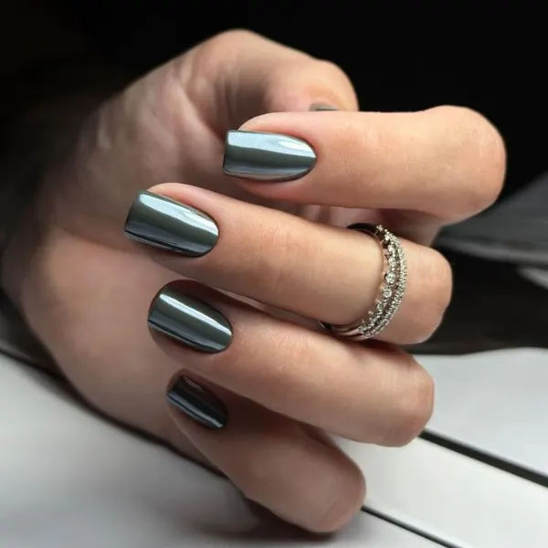Metallic Muse Shiny Nail Design